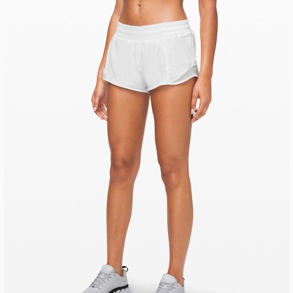 NWT LULULEMON HOTTY HOT LR SHORT 2.5” SHORTS - Picture 5 of 13